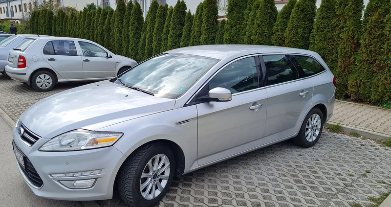 Ford Mondeo cena 23000 przebieg: 266463, rok produkcji 2011 z Wrocław małe 232